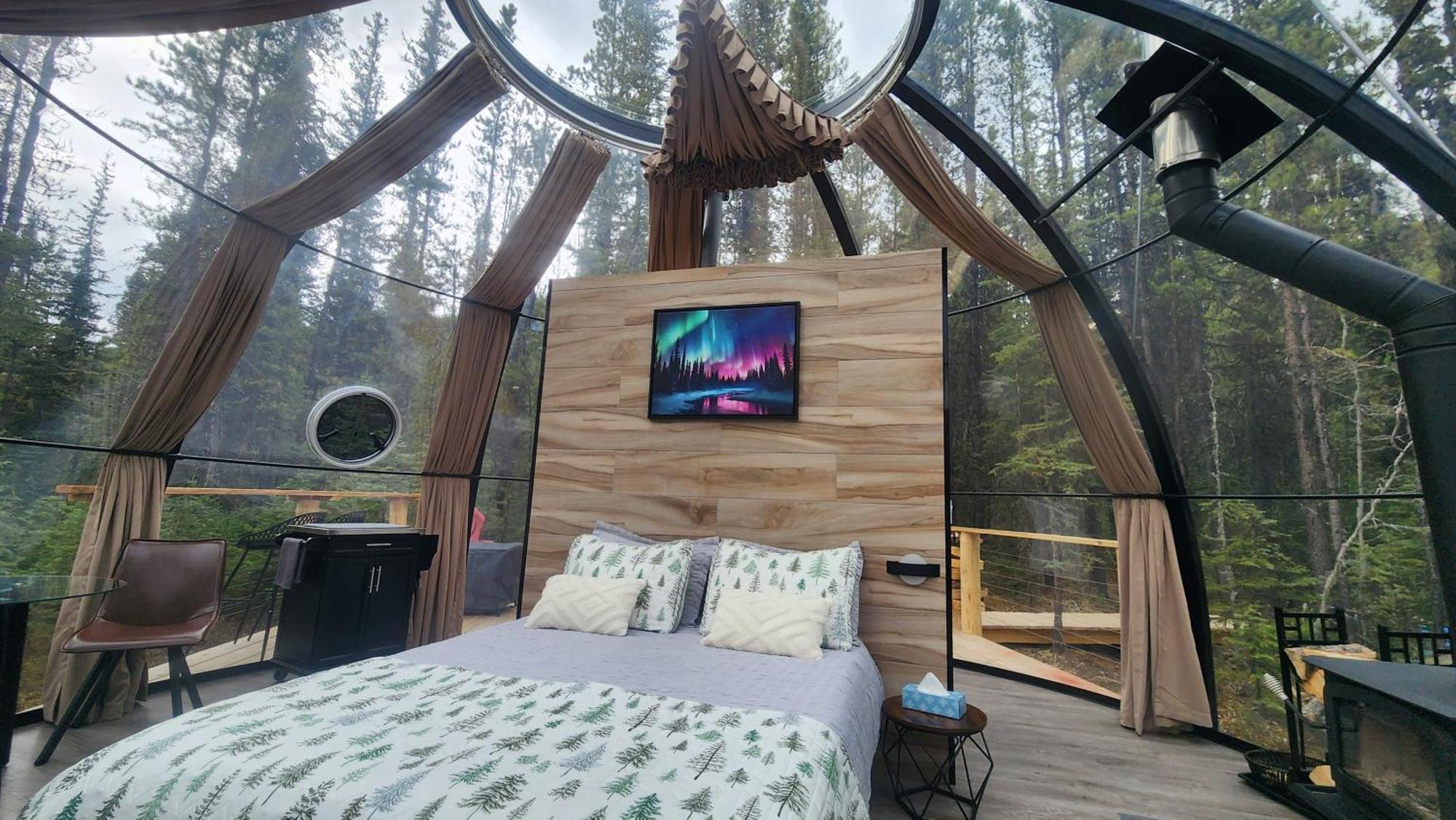 Rocky Mountain Escape Dome & Log Cabin Rentals - Rock Lake Rock Lake Lodge Provincial Park المظهر الخارجي الصورة
