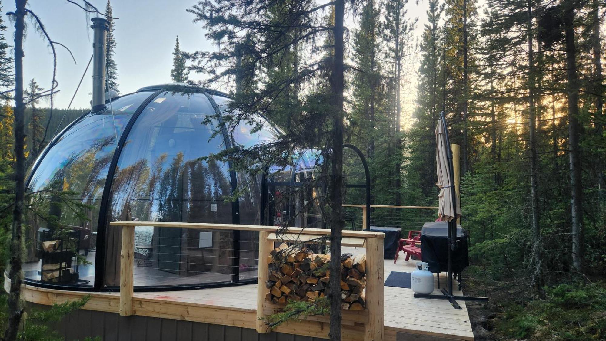 Rocky Mountain Escape Dome & Log Cabin Rentals - Rock Lake Rock Lake Lodge Provincial Park المظهر الخارجي الصورة